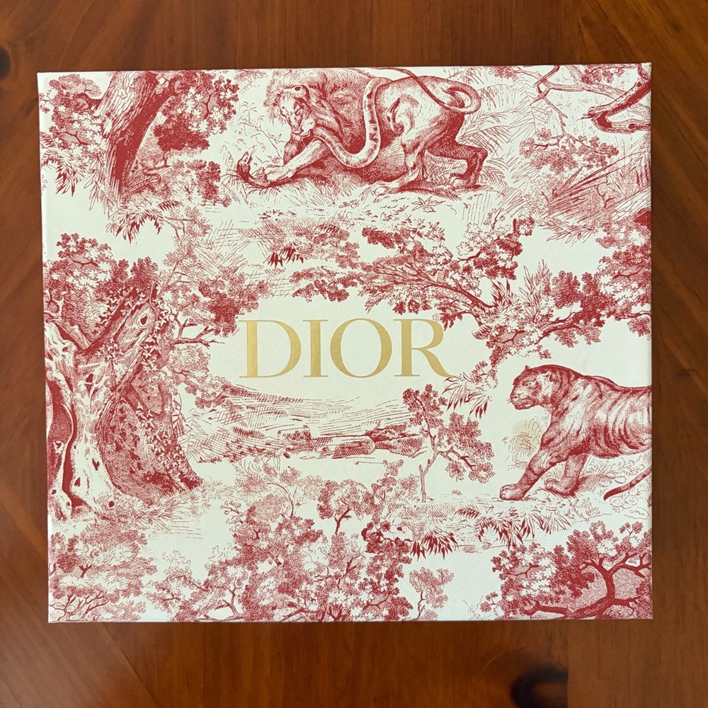 DIOR Toile de Jouy Gift STORAGE BOX & TISSUE  Print Luxury Closet Stage Decor